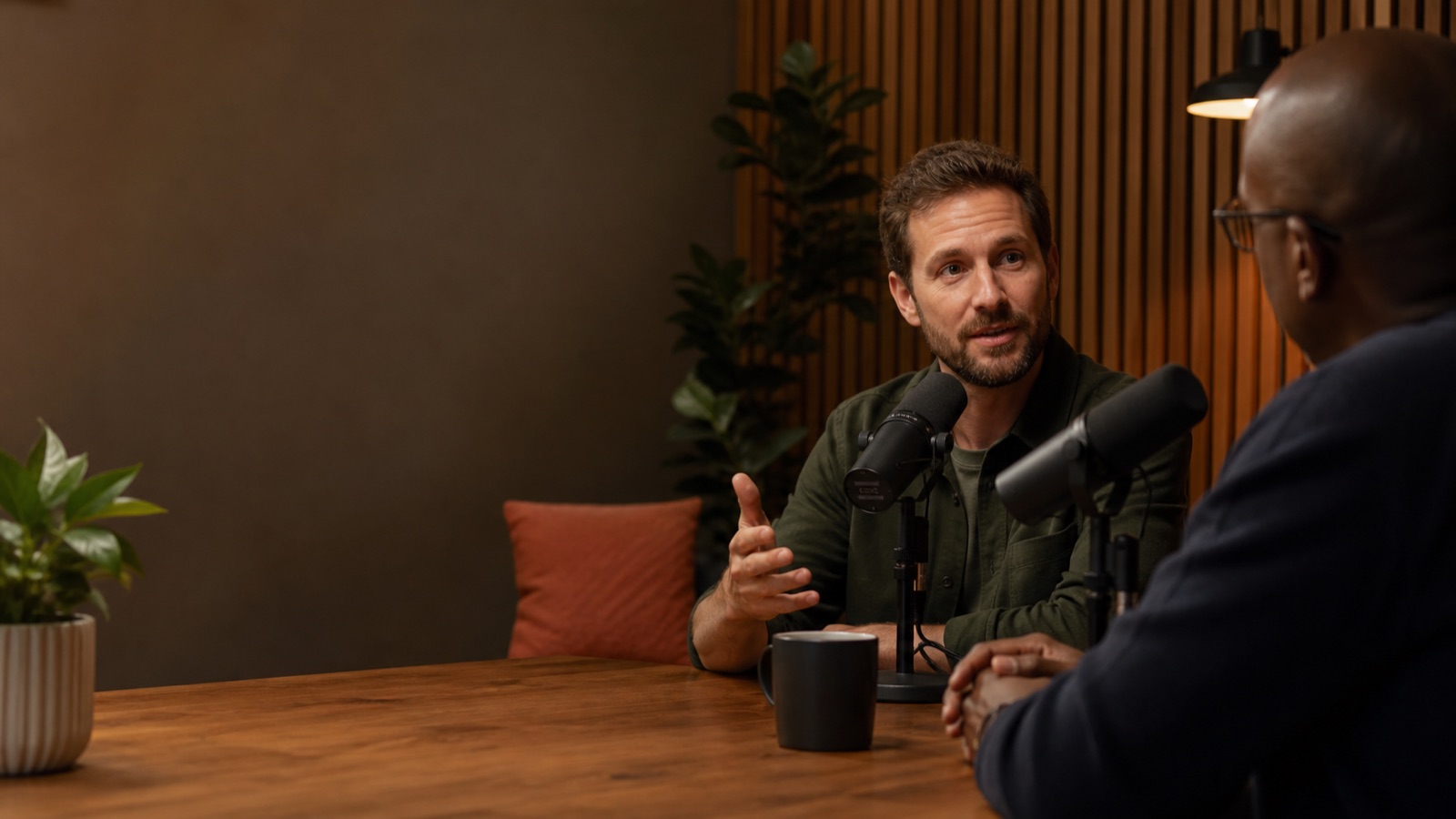 Cover image for AI podcast host vs. human host: where each model works
